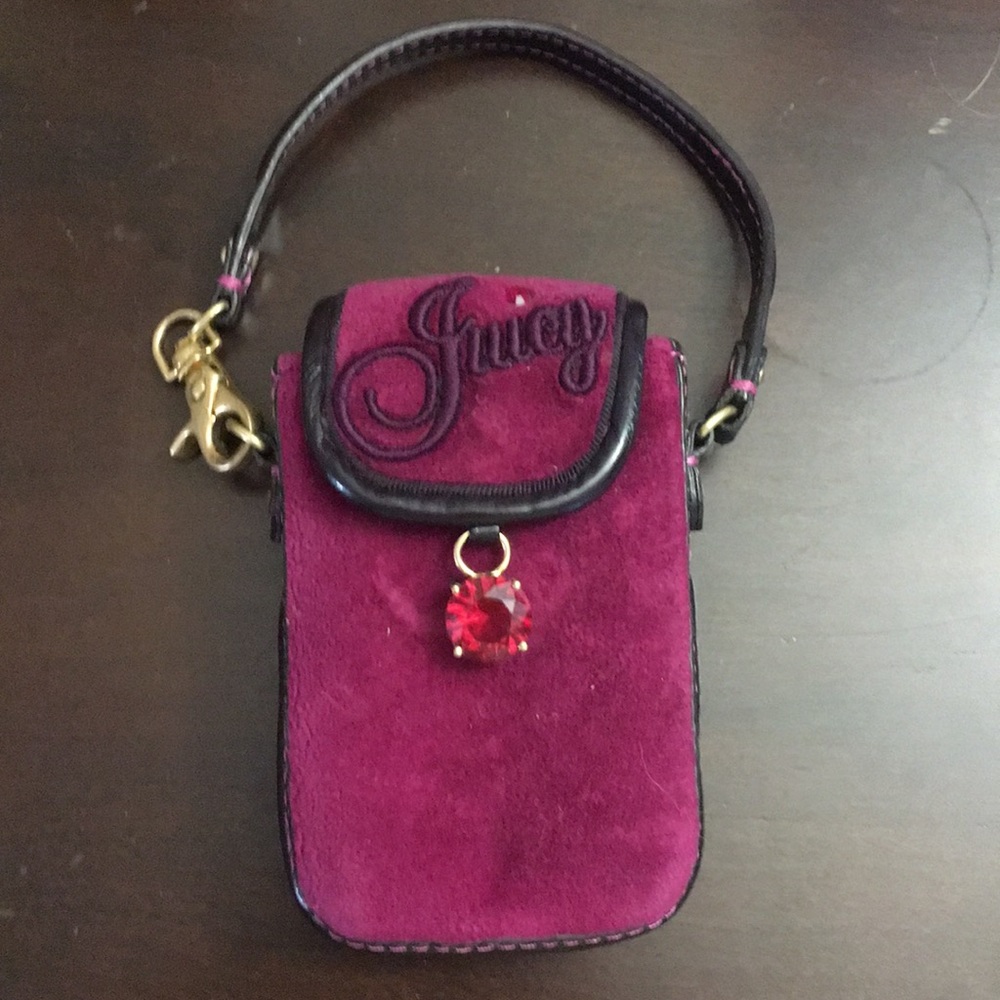 Juicy Couture phone case 💕